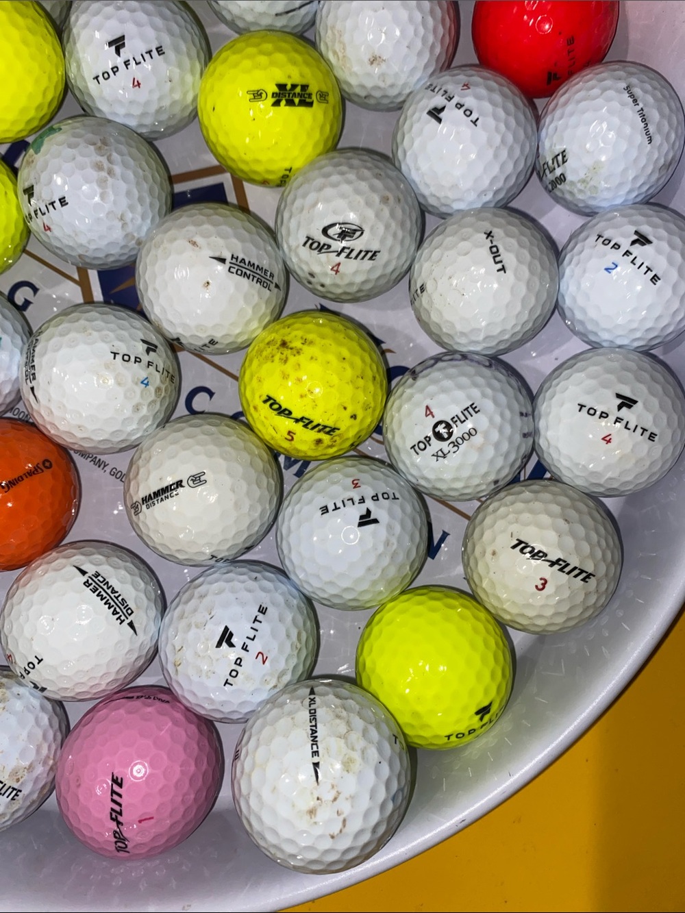 Top-Flite Mixed Golf Ball Lot - Picture 4 of 5